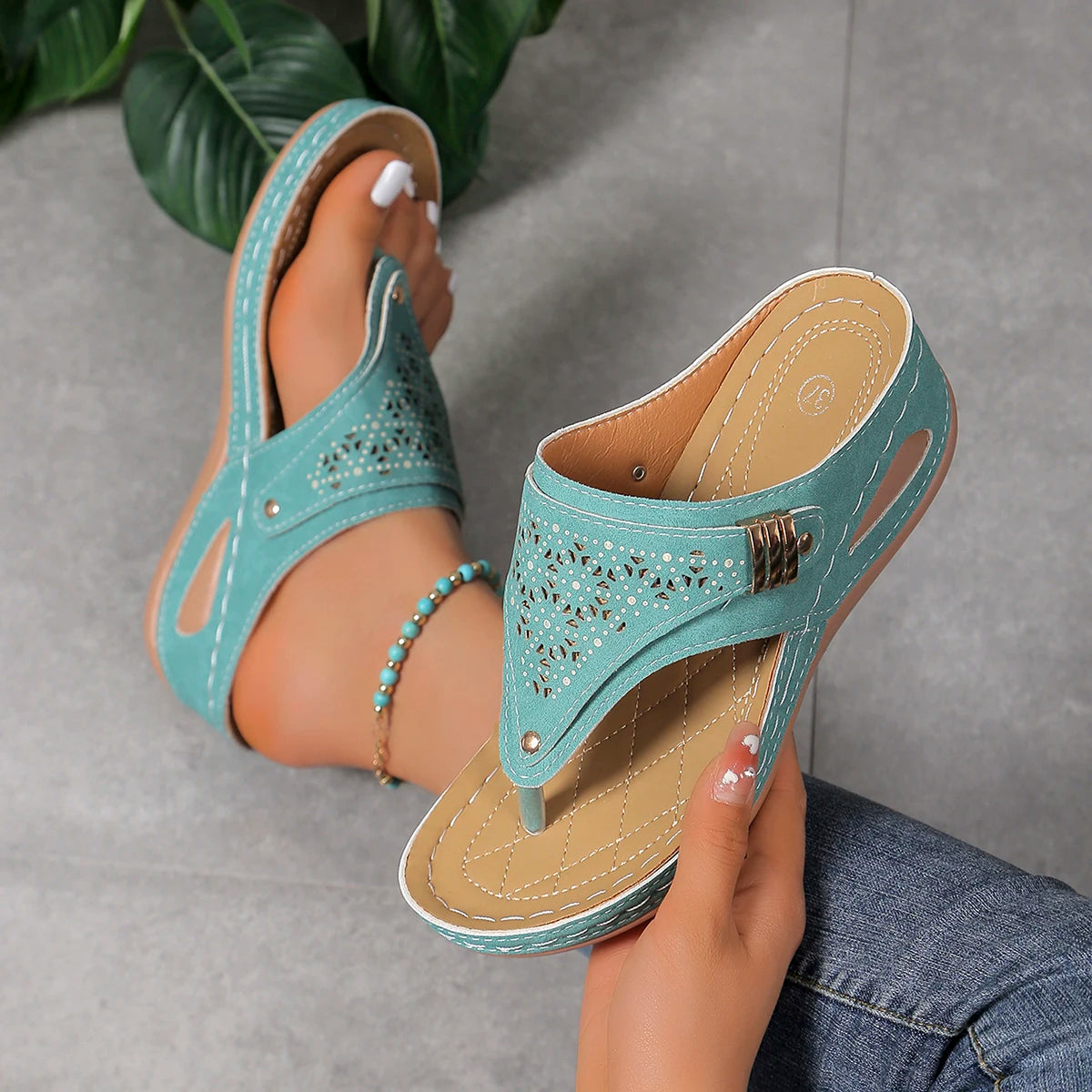 Women Wedge Platform Slippers 2025 Summer New Clip Toe Orthopedic Arch Support Sandals Pu Leather Non-Slip Soft Shoes Flip Flops