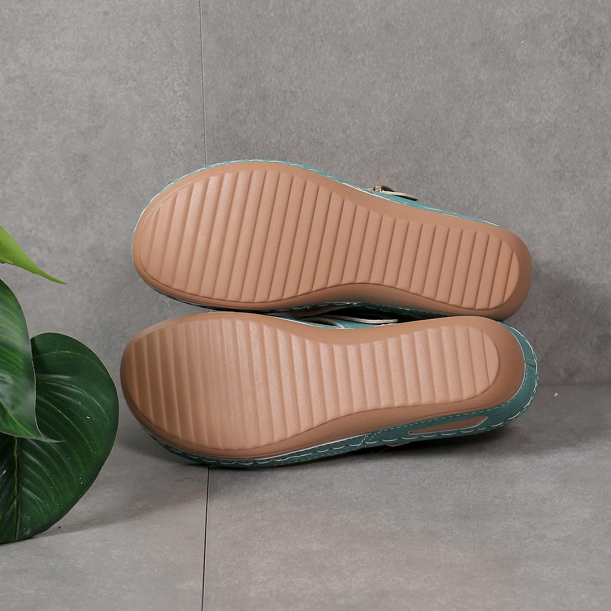 Women Wedge Platform Slippers 2025 Summer New Clip Toe Orthopedic Arch Support Sandals Pu Leather Non-Slip Soft Shoes Flip Flops
