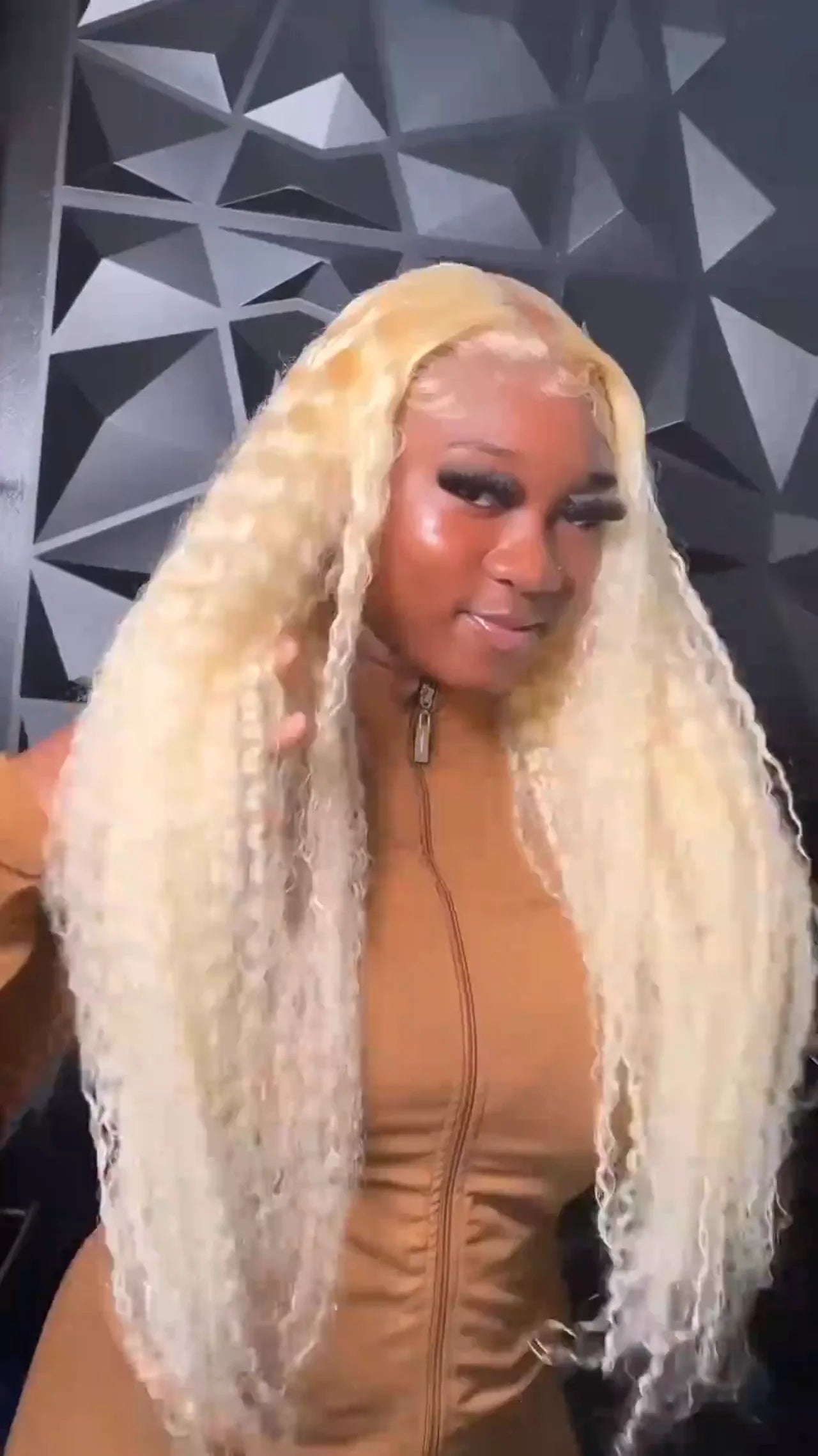 613 Curly Honey Blonde Lace Front Human Hair Wigs Loose Deep Wave 13x6 13×4 HD Water Wave Color Transparent Lace Frontal Wigs