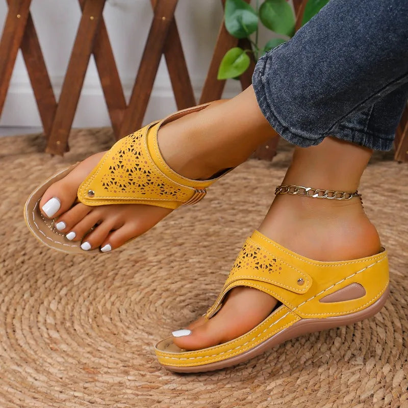 Women Wedge Platform Slippers 2025 Summer New Clip Toe Orthopedic Arch Support Sandals Pu Leather Non-Slip Soft Shoes Flip Flops
